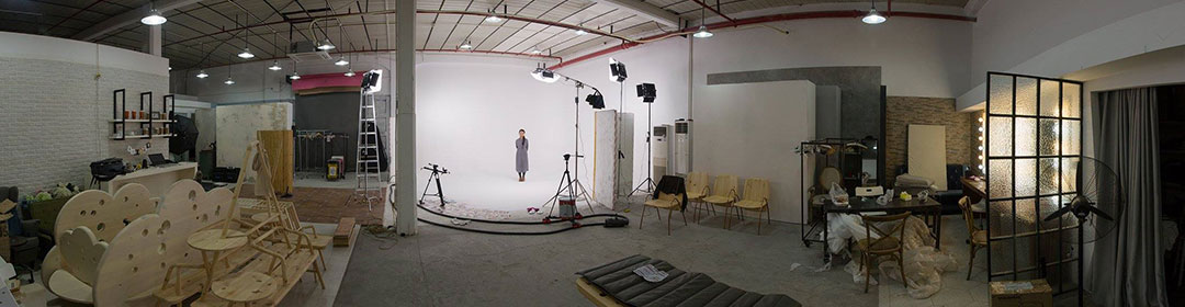 Photo of an on-location studio shoot in an art gallery